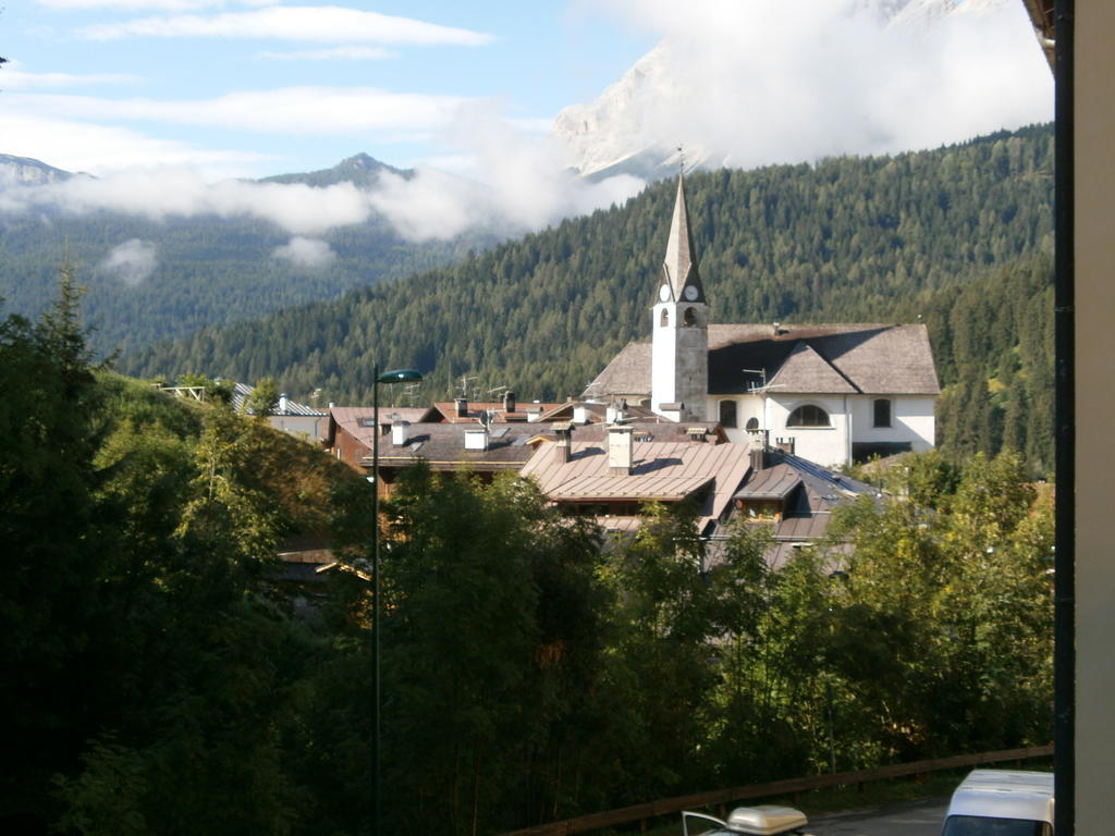 Casa Montana S. Maddalena Hotell San Vito di Cadore Eksteriør bilde